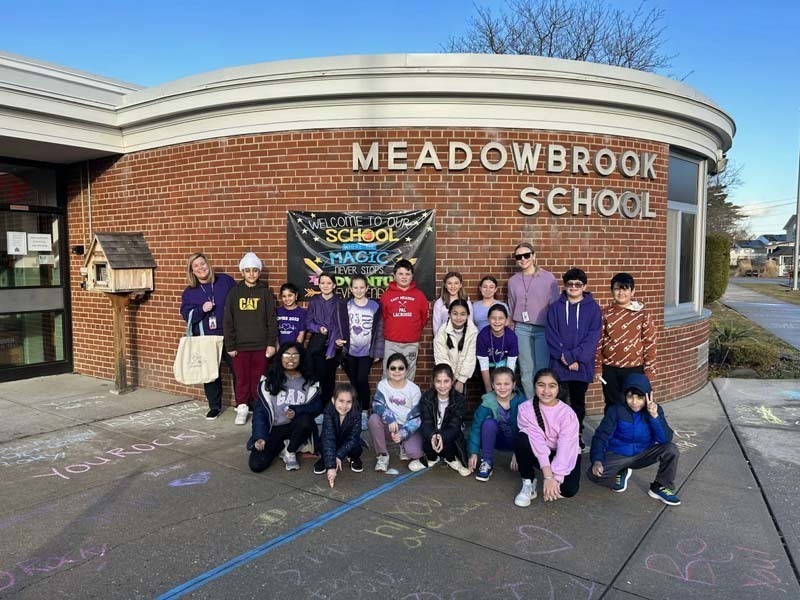 Meadowbrook Elementary School Students